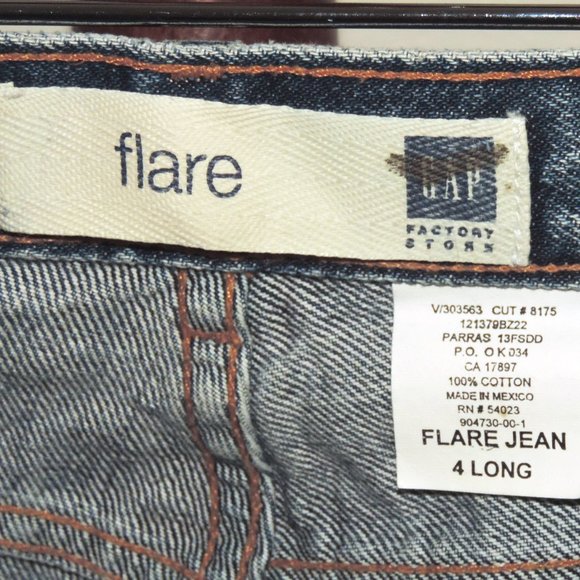 GAP Flare Denim Jeans - Picture 3 of 5